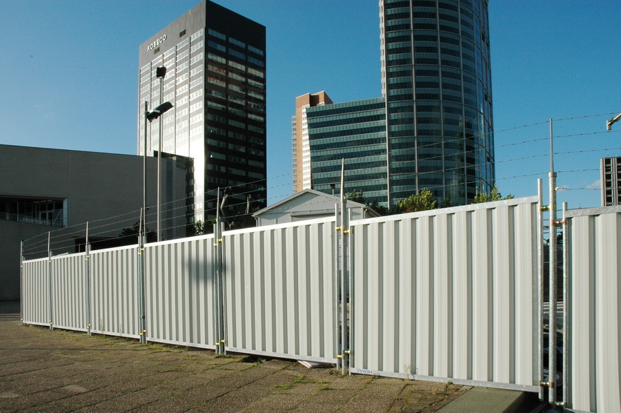 Trapeze & Temporary Fence